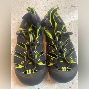 Mens keen sandals